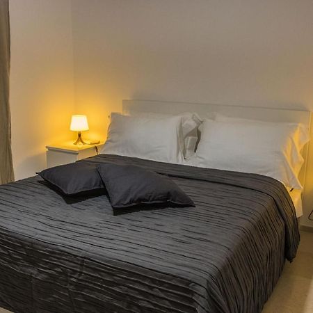 B&B Colonna - Mole Sua Stat 알타무라 외부 사진